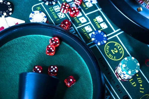 candu123 login Live Sic Bo dealer rolling dice with live video feed